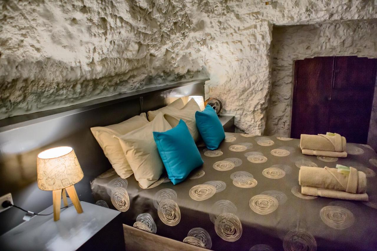 White Cliffs Underground Motel מראה חיצוני תמונה
