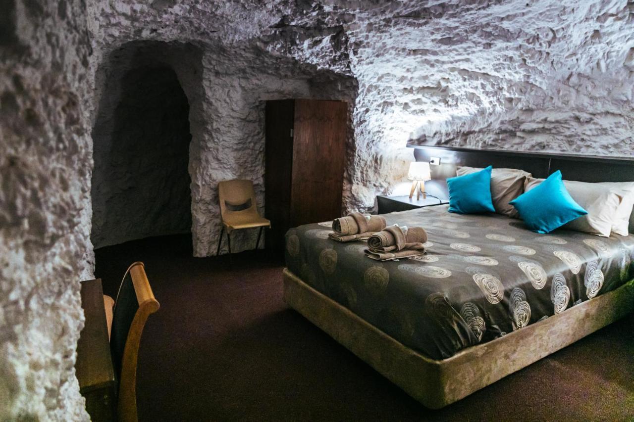White Cliffs Underground Motel מראה חיצוני תמונה