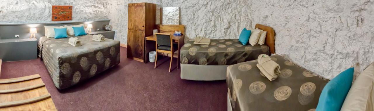 White Cliffs Underground Motel מראה חיצוני תמונה